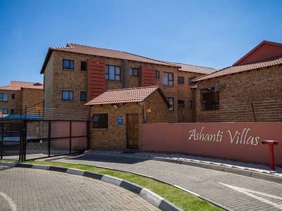 Apartment / Flat For Sale in Klippoortje, Germiston