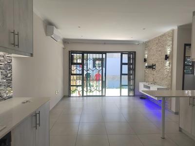 Simplex For Rent in Malvern, Durban
